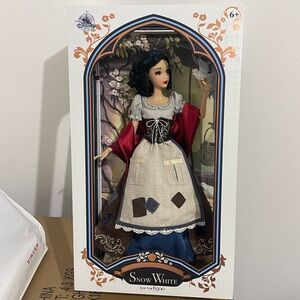 Disney Snow White Rags Limited Edition Doll New